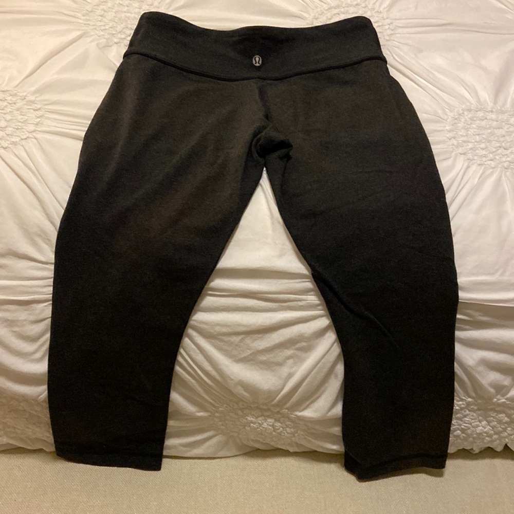 Lululemon capri leggings